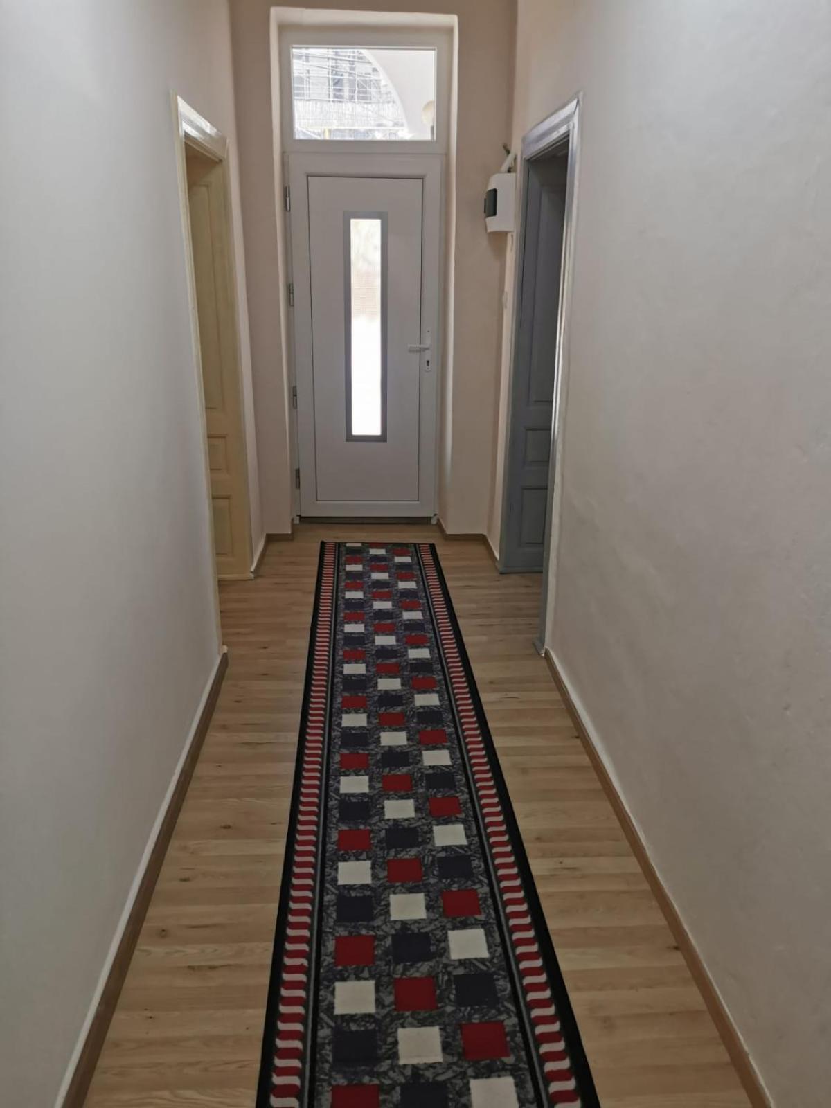 Gm Tirana Hostel Ngoại thất bức ảnh