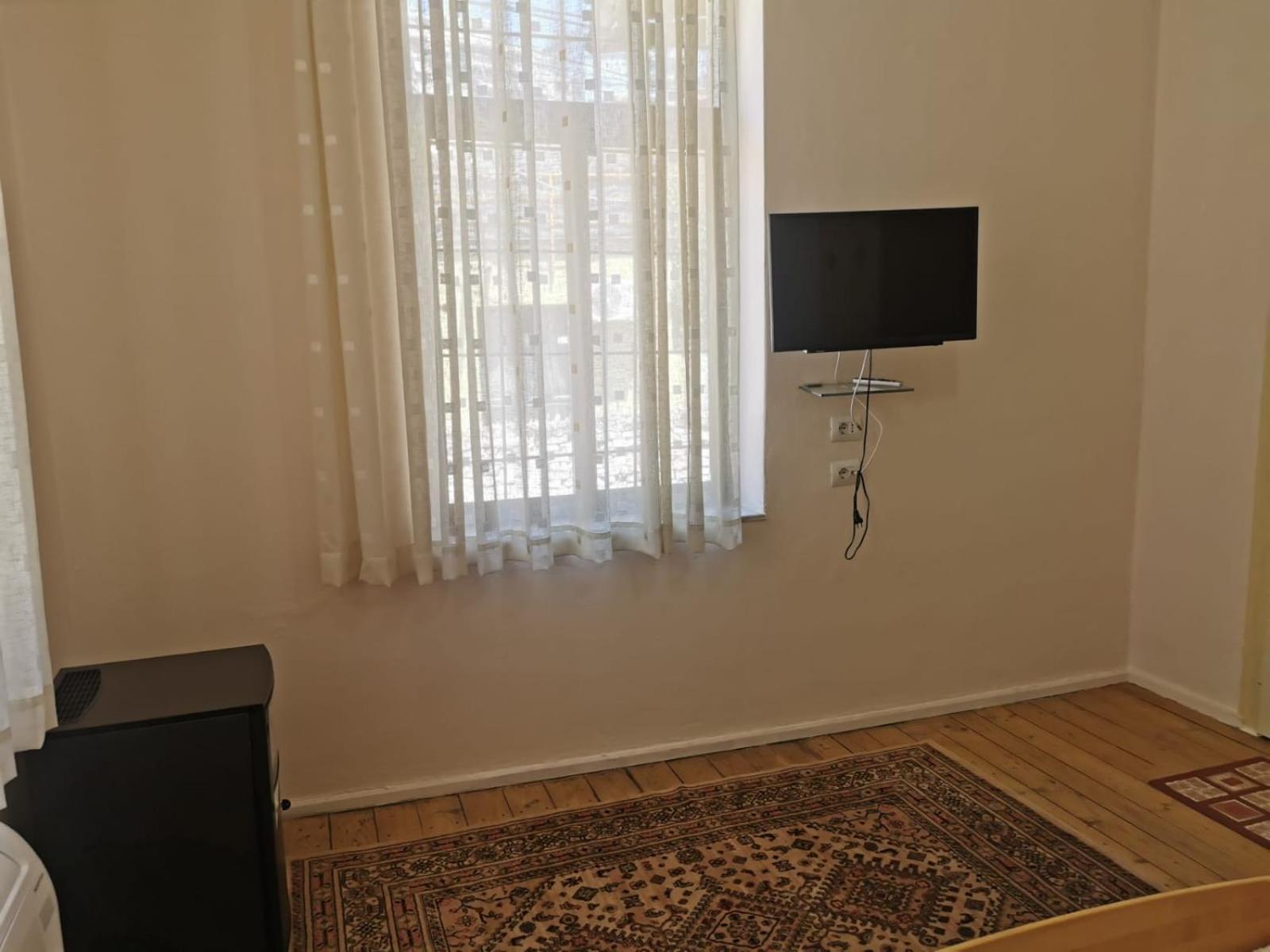 Gm Tirana Hostel Ngoại thất bức ảnh
