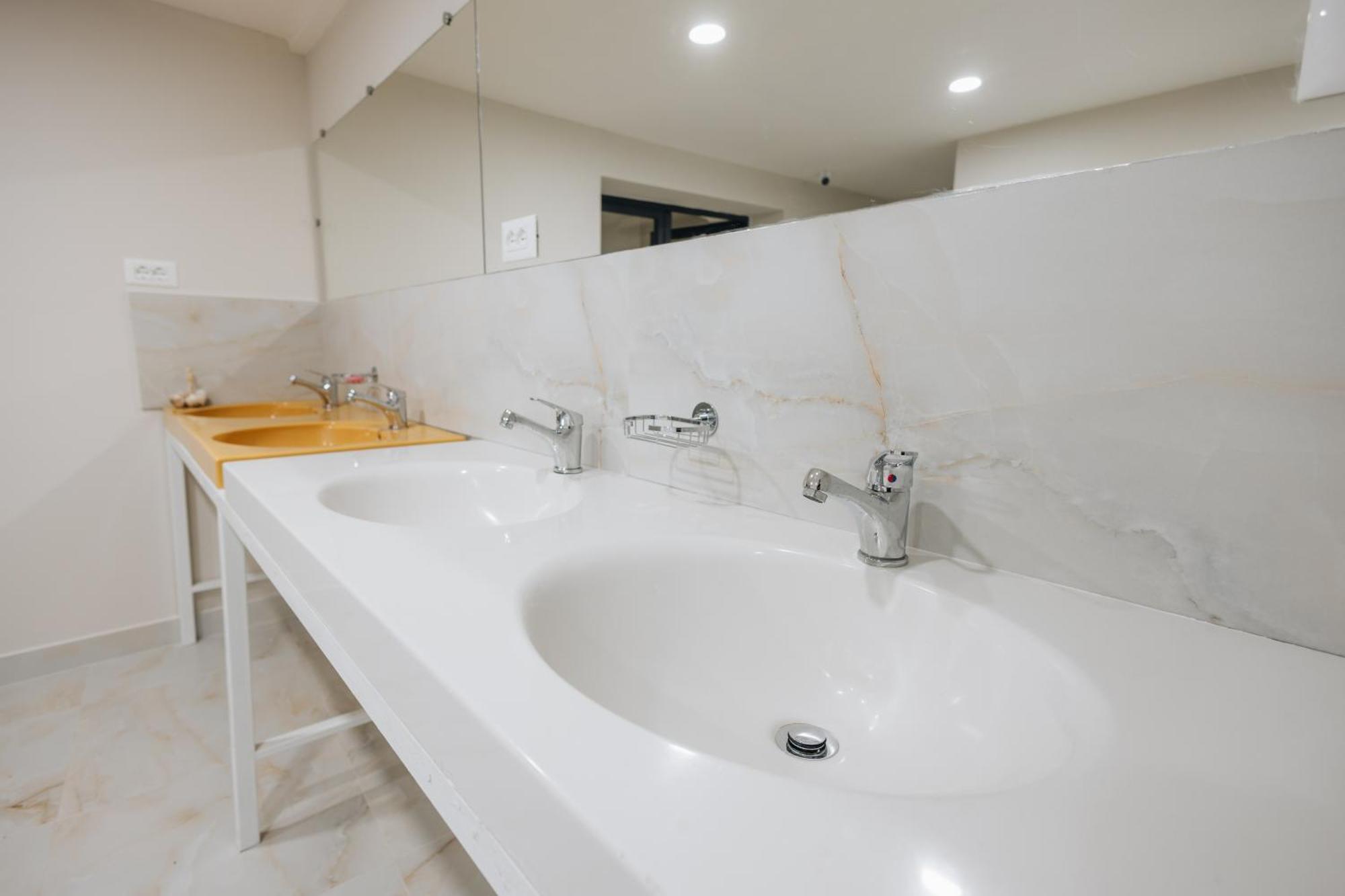 Gm Tirana Hostel Ngoại thất bức ảnh