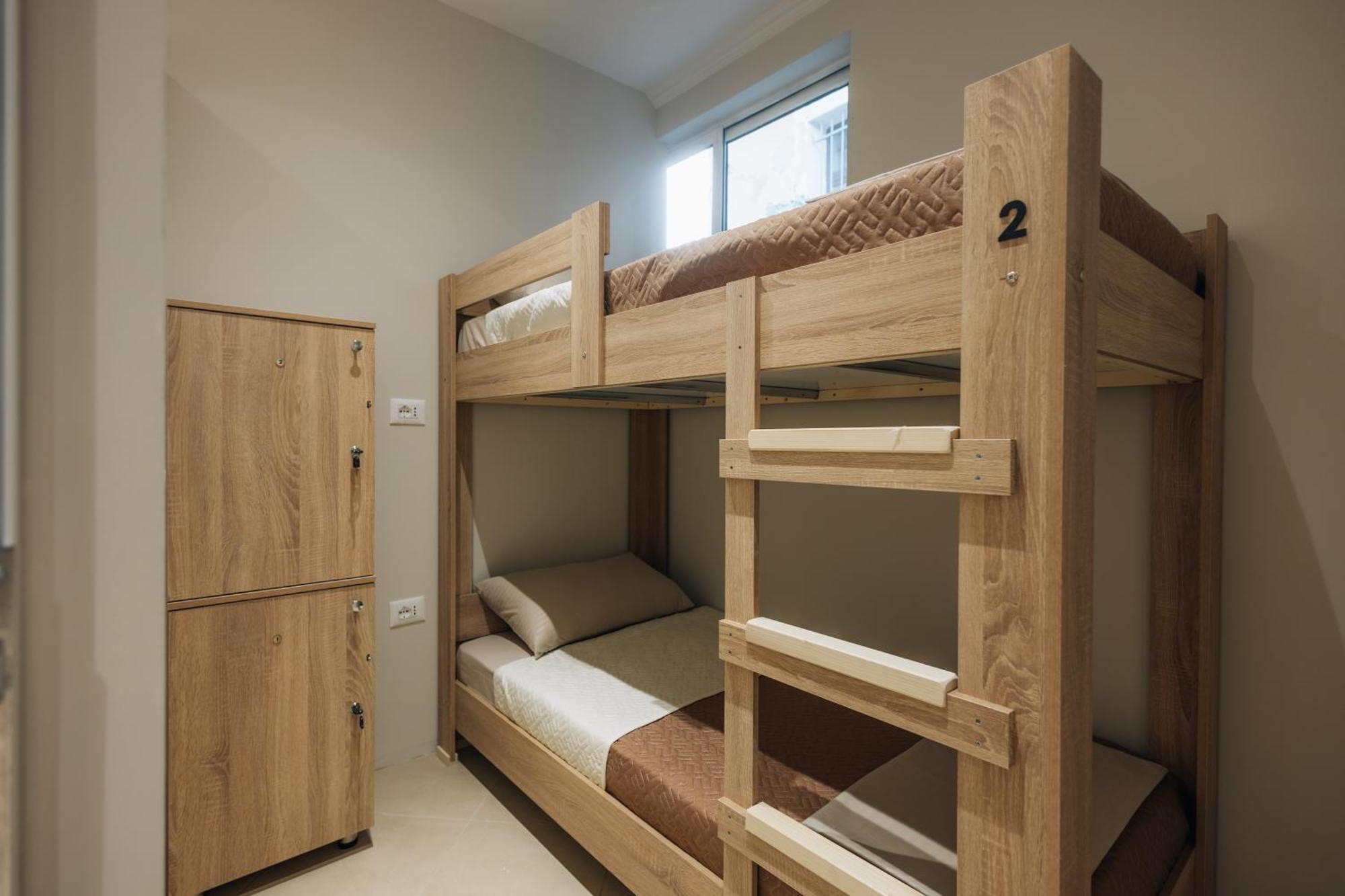 Gm Tirana Hostel Ngoại thất bức ảnh