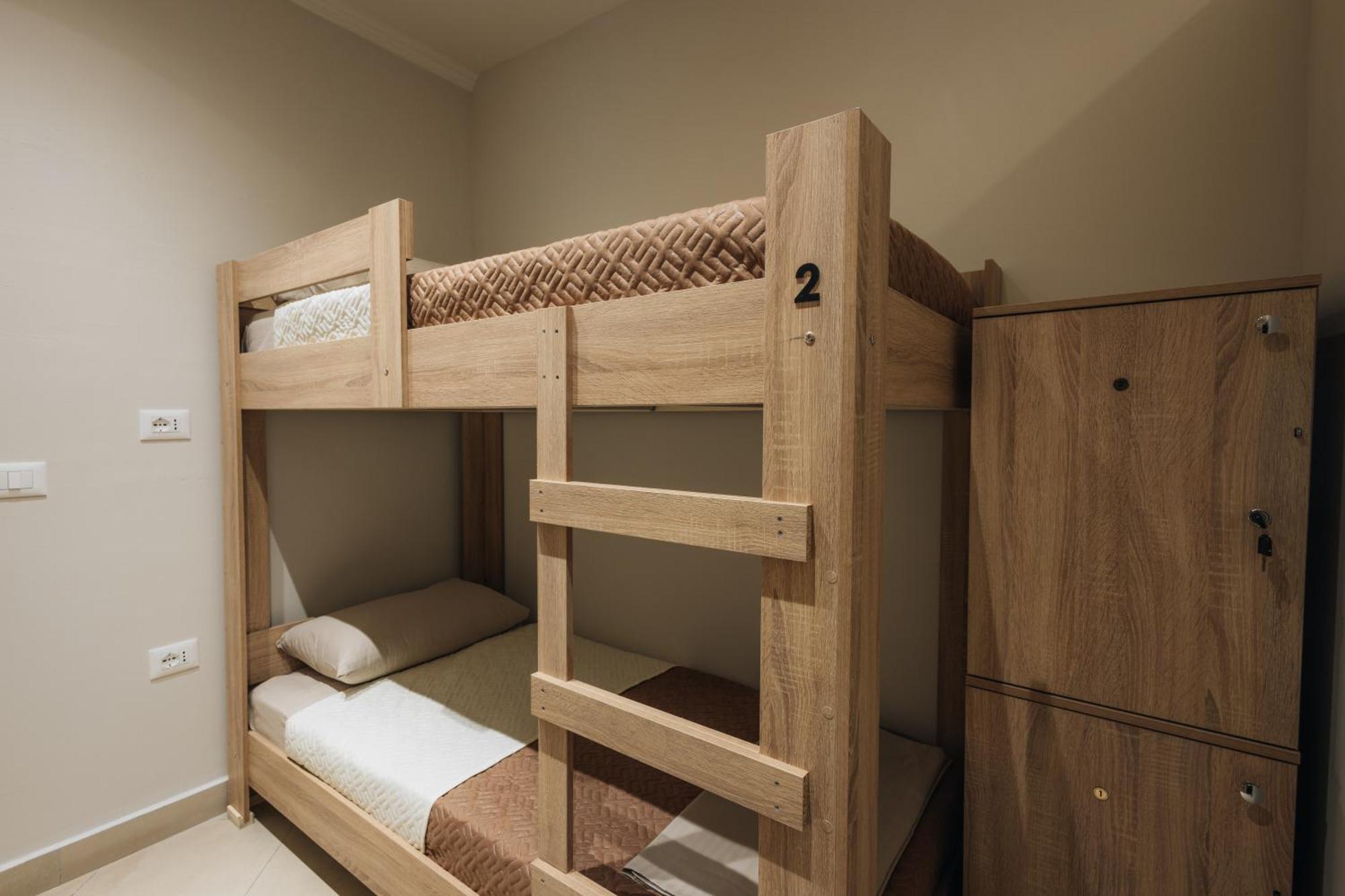 Gm Tirana Hostel Ngoại thất bức ảnh