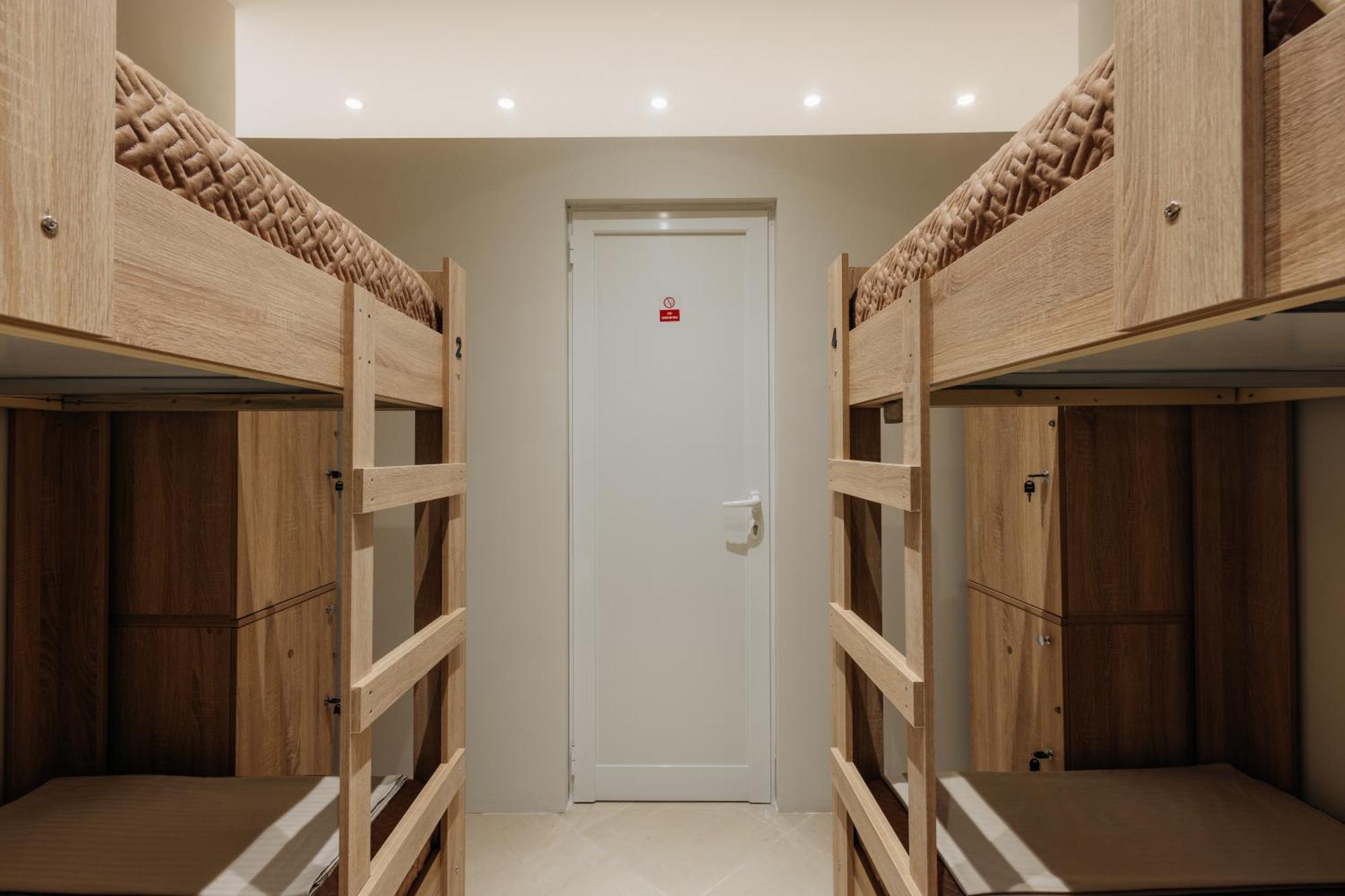 Gm Tirana Hostel Ngoại thất bức ảnh